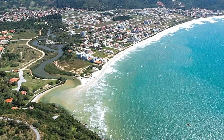 Valorização Imobiliária em SC: Por que Investir Agora